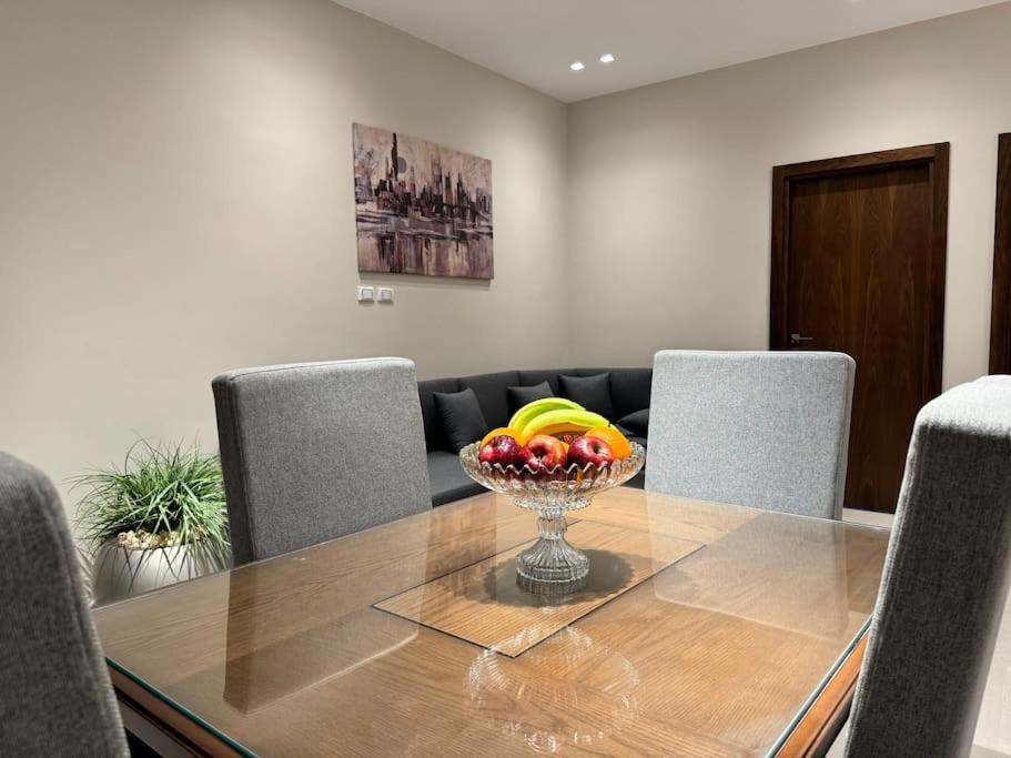 Elegance Tower Aparthotel Giza Bagian luar foto