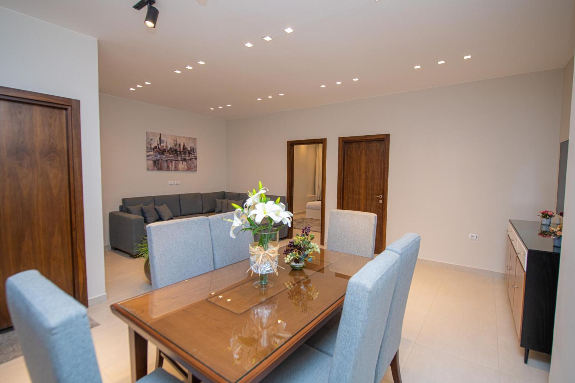 Elegance Tower Aparthotel Giza Bagian luar foto