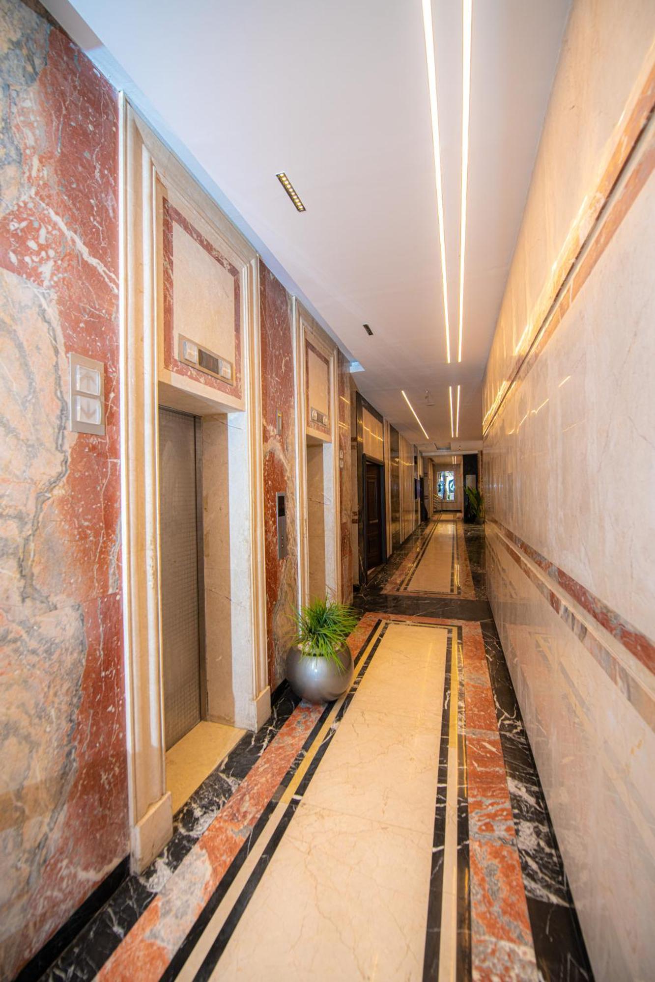 Elegance Tower Aparthotel Giza Bagian luar foto